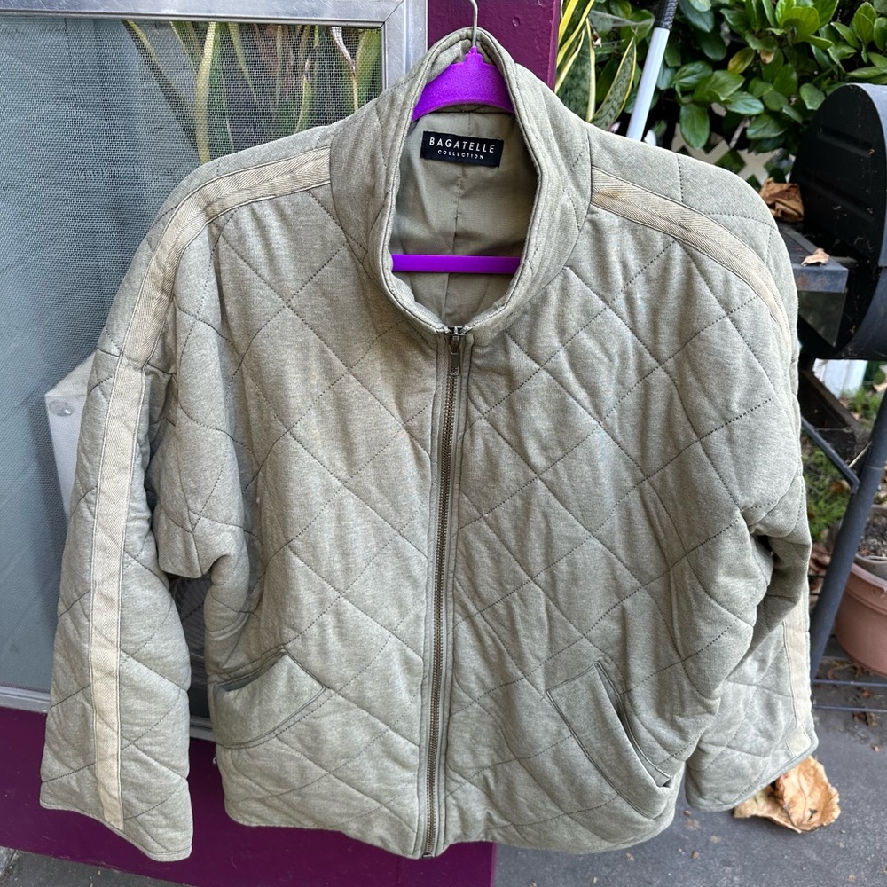 Army style bomber S